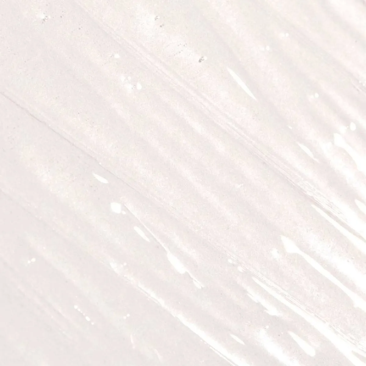 Online Adopt Glittery Lip Gloss With A Wow Effect!