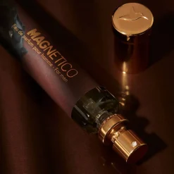 Hot Adopt Magnetico